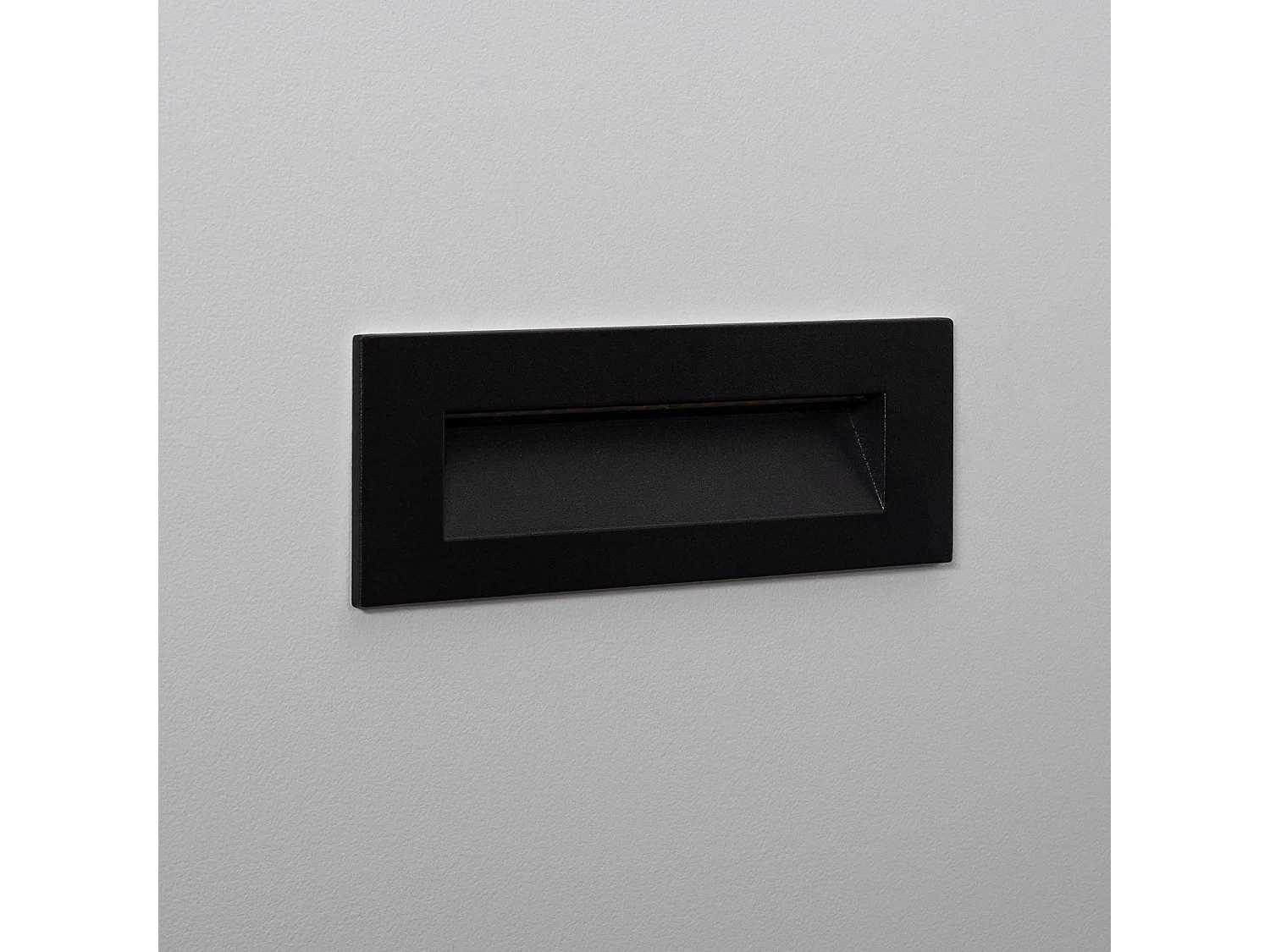 Balise LED Extérieure 7W Encastrable au Mur Rectangulaire Groult Noire 4000K Blanc neutre