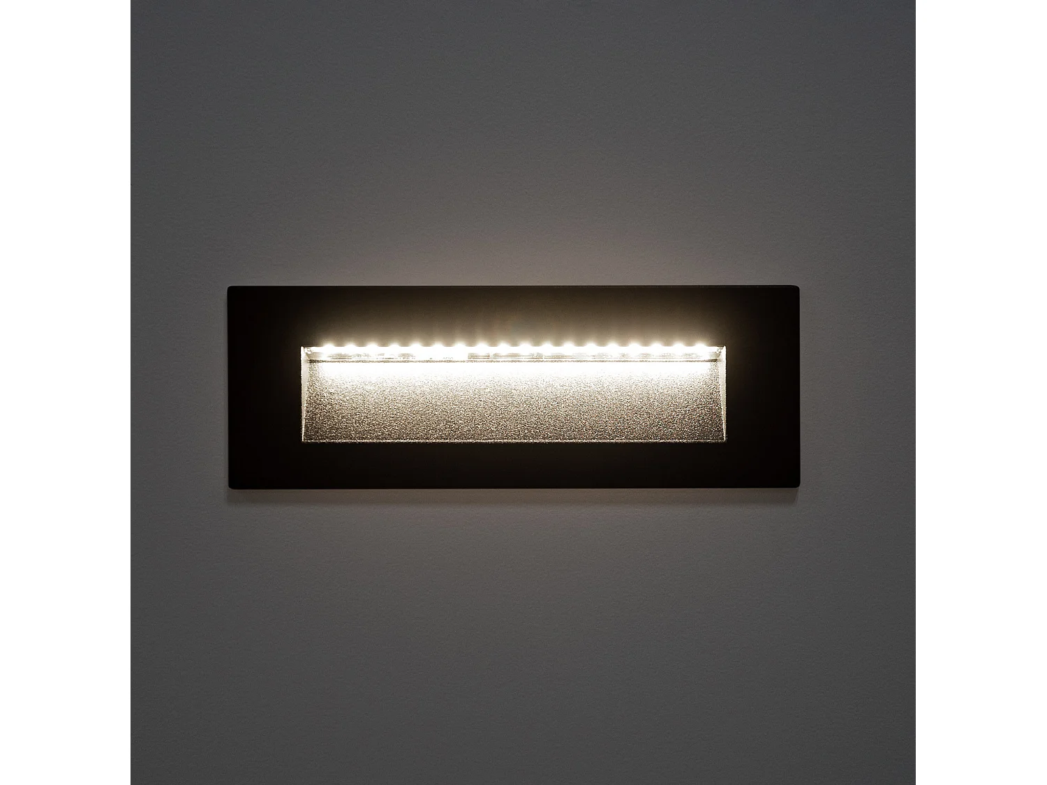 Balise LED Extérieure 7W Encastrable au Mur Rectangulaire Groult Noire 4000K Blanc neutre