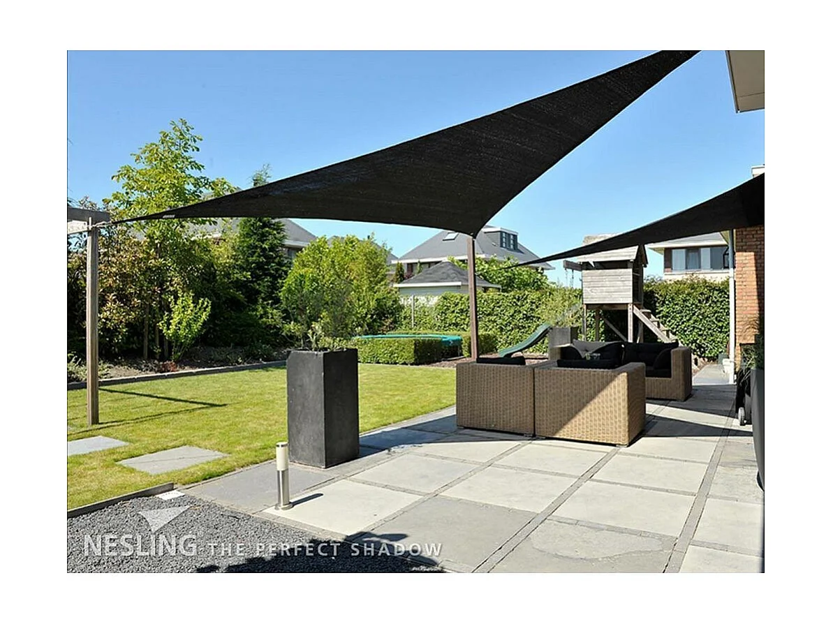 Voile d'ombrage triangulaire Coolfit noir 5 x 5 x 5 m