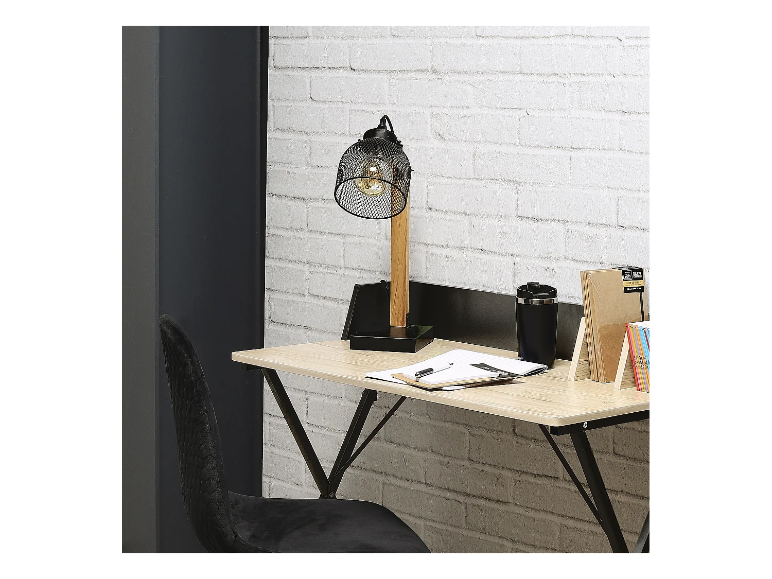 Lampe A Poser Grille Metal Noir Bois Noir, Marron