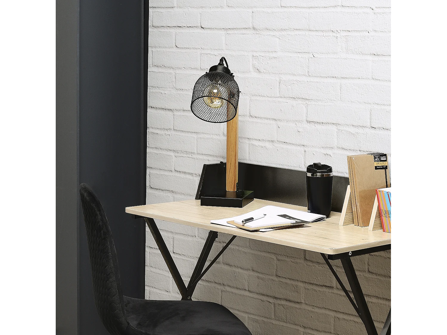 Lampe A Poser Grille Metal Noir Bois Noir, Marron