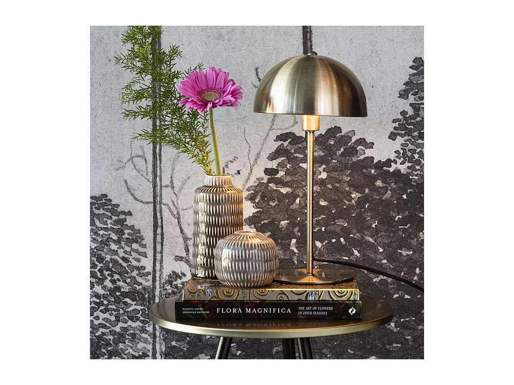 Lámpara de mesa de metal Bonnet 39 cm