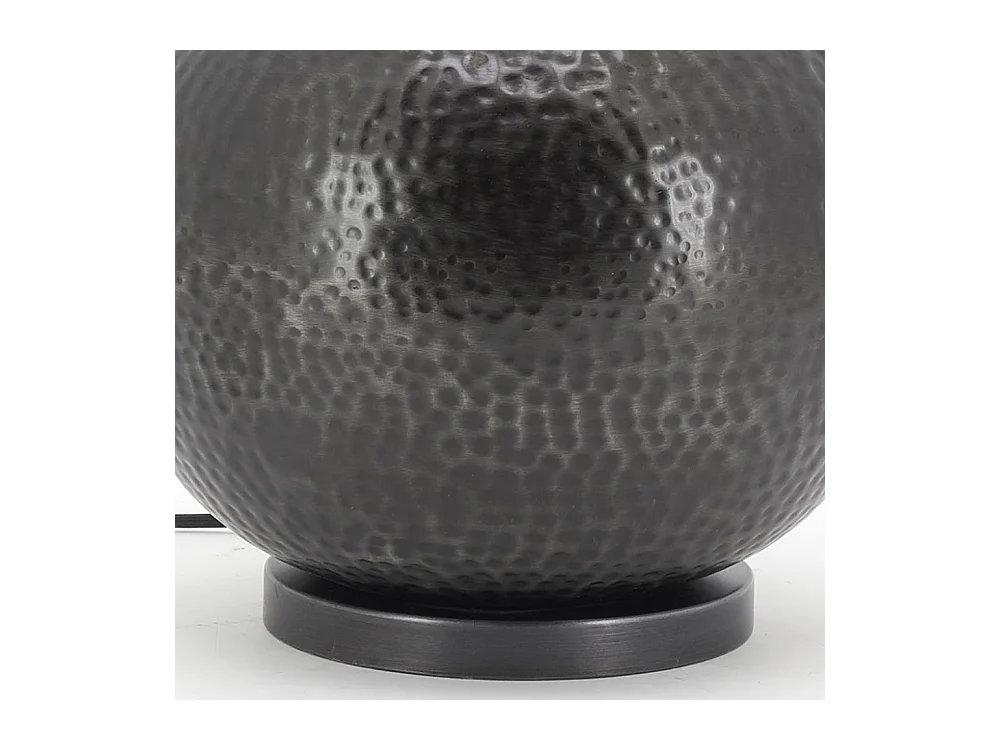 Pied de lampe en métal martelé