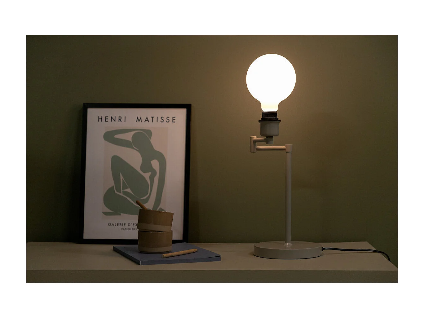 Lampe à Poser Design "Virro" 41cm Beige