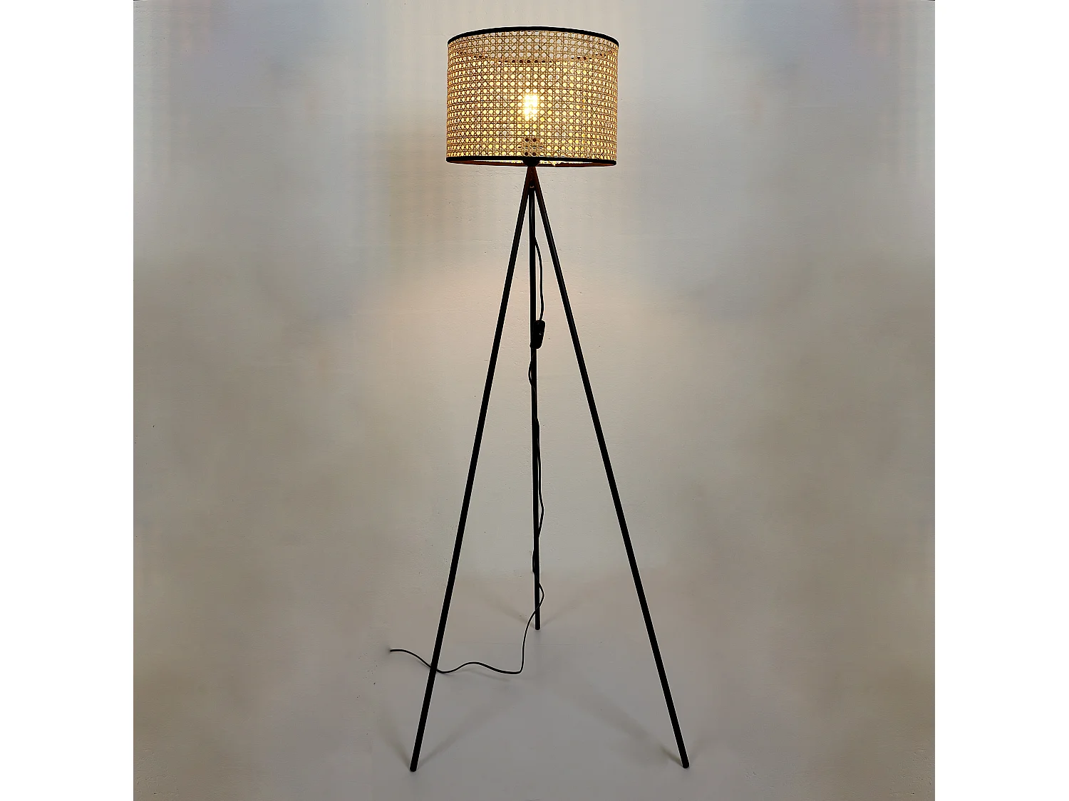 Lampadaire Cannage Noir, Beige