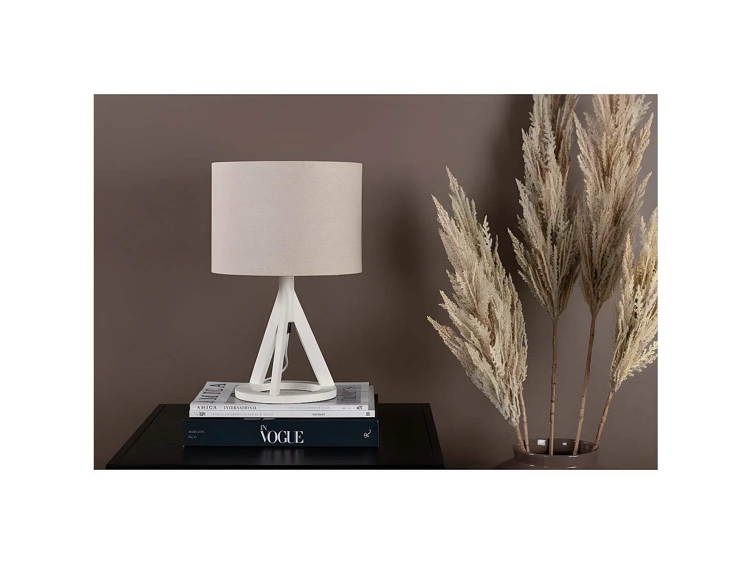 Tischlampe aus Gummibaum und Leinen Kona