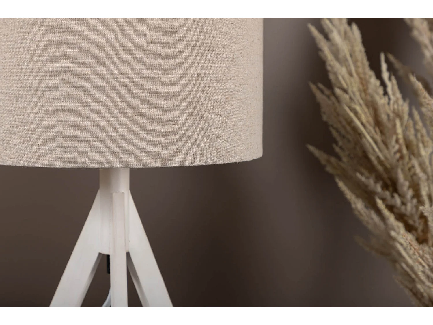 Kona éclairage lampe de table 25x18x50,5cm tissu beige, blanc.