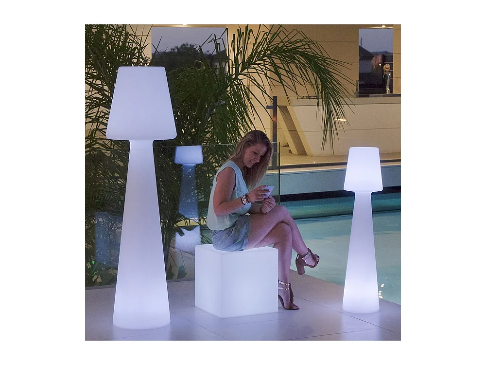 Lampadaire extérieur à led Lola 110 cm Alimentation électrique
