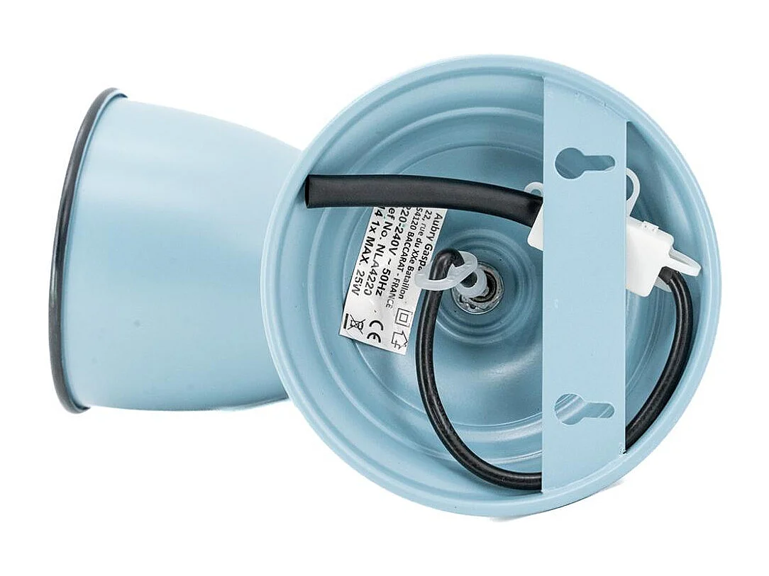 Wandleuchte aus lackiertem Metall