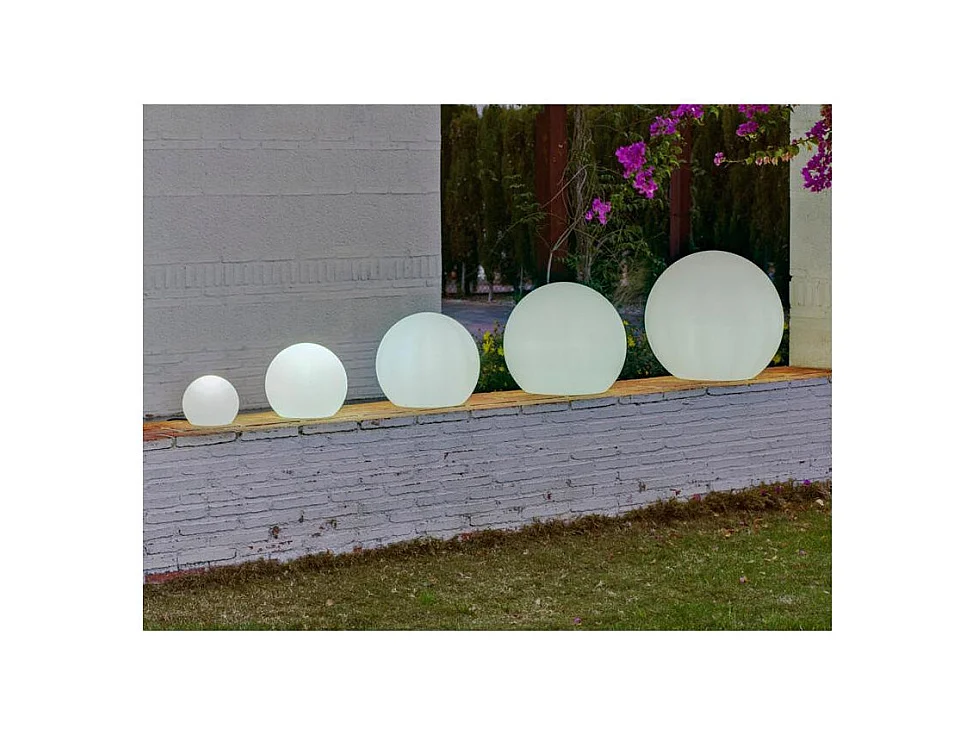 Boule lumineuse extérieure Buly 20 cm Solaire + flottant + RGB