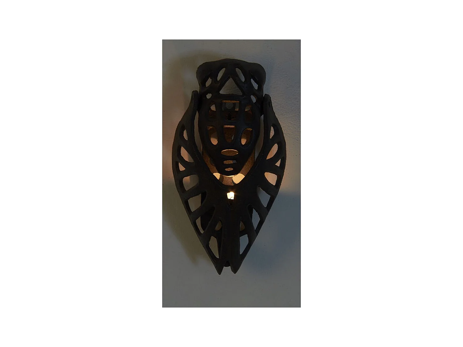 Lanterne cigale en fonte