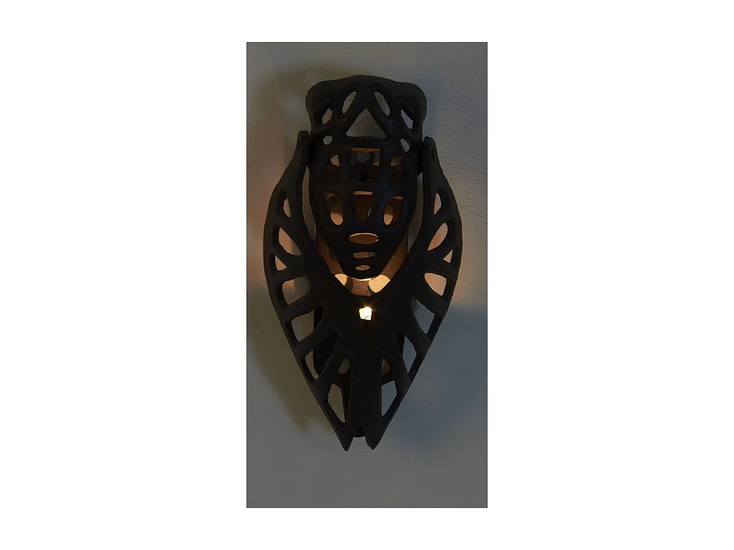 Lanterne cigale en fonte