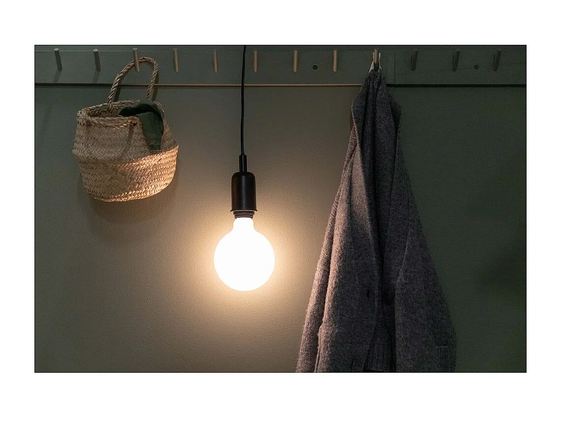 Suspension en Métal "Hang" 10cm Noir