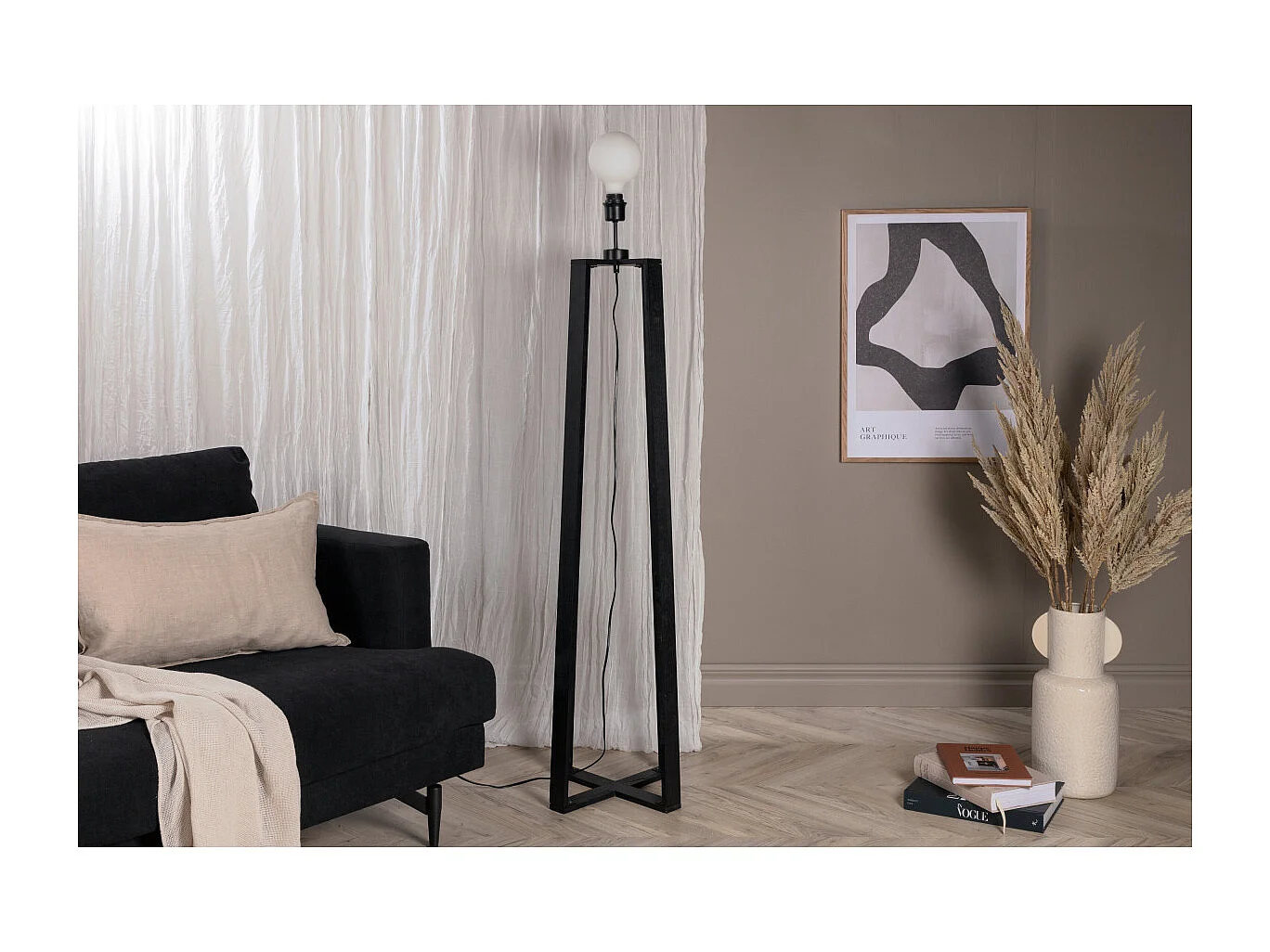 Avspark verlichting vloerlamp 41x41x137cm glas zwart.