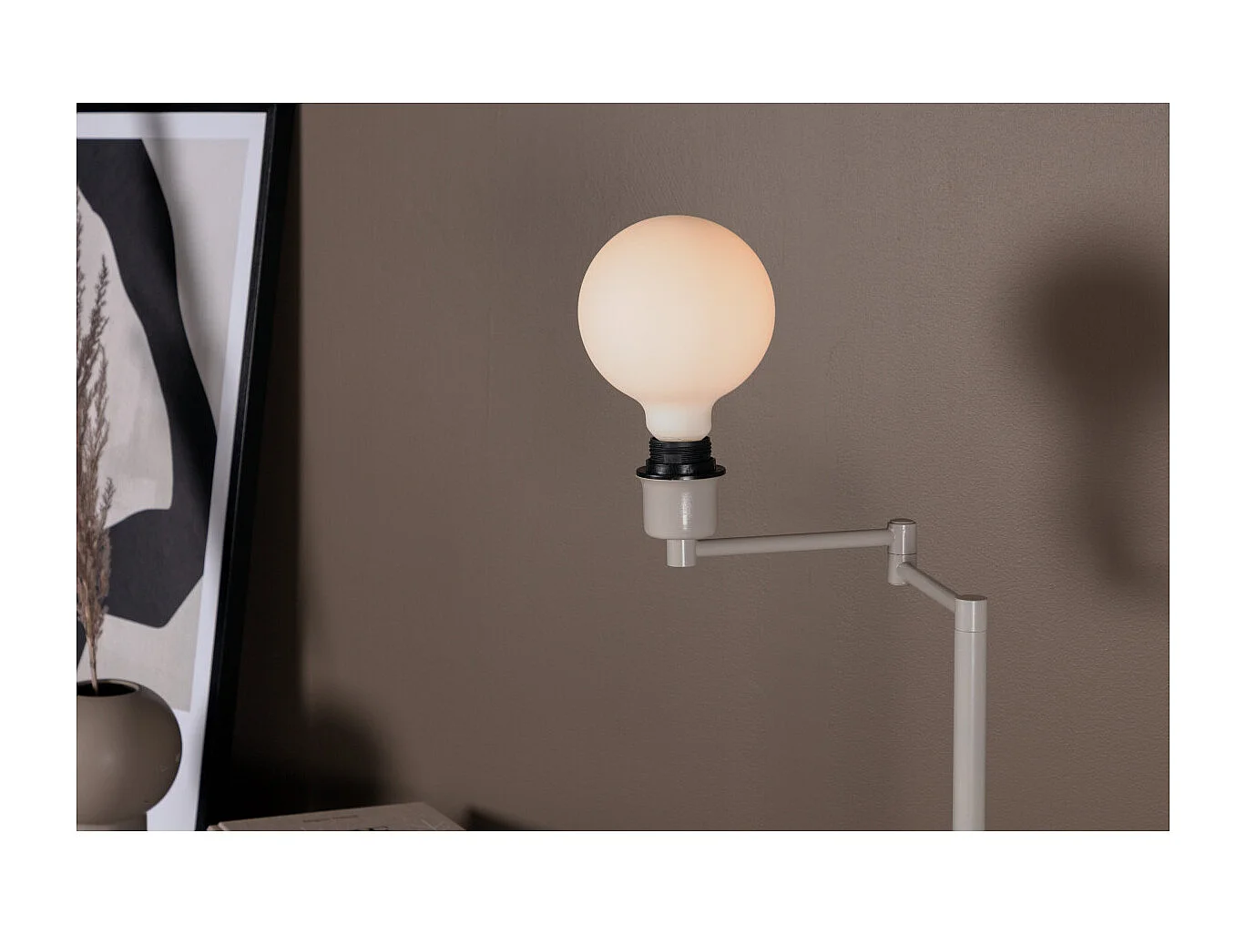 Stehleuchte aus Stahl Virro