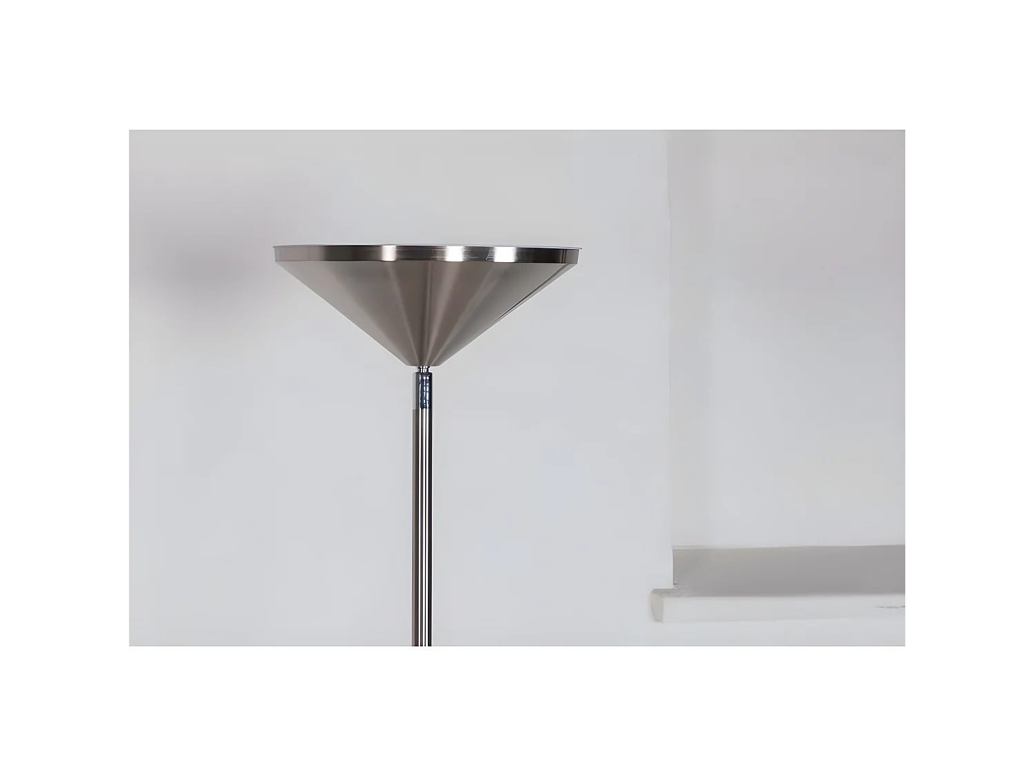 Lampadaire en Métal "Corong" 180cm Argent