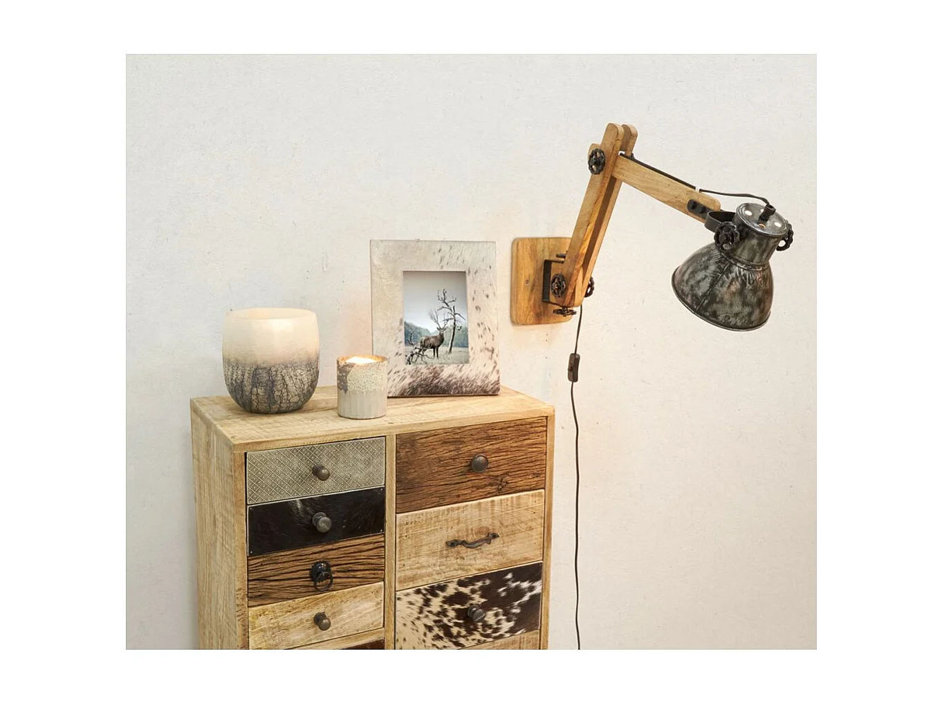 Applique en bois recyclé et métal Archi