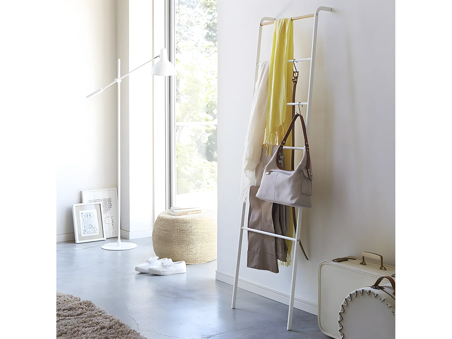 Handtuchleiter aus Stahl und Holz "Tower"