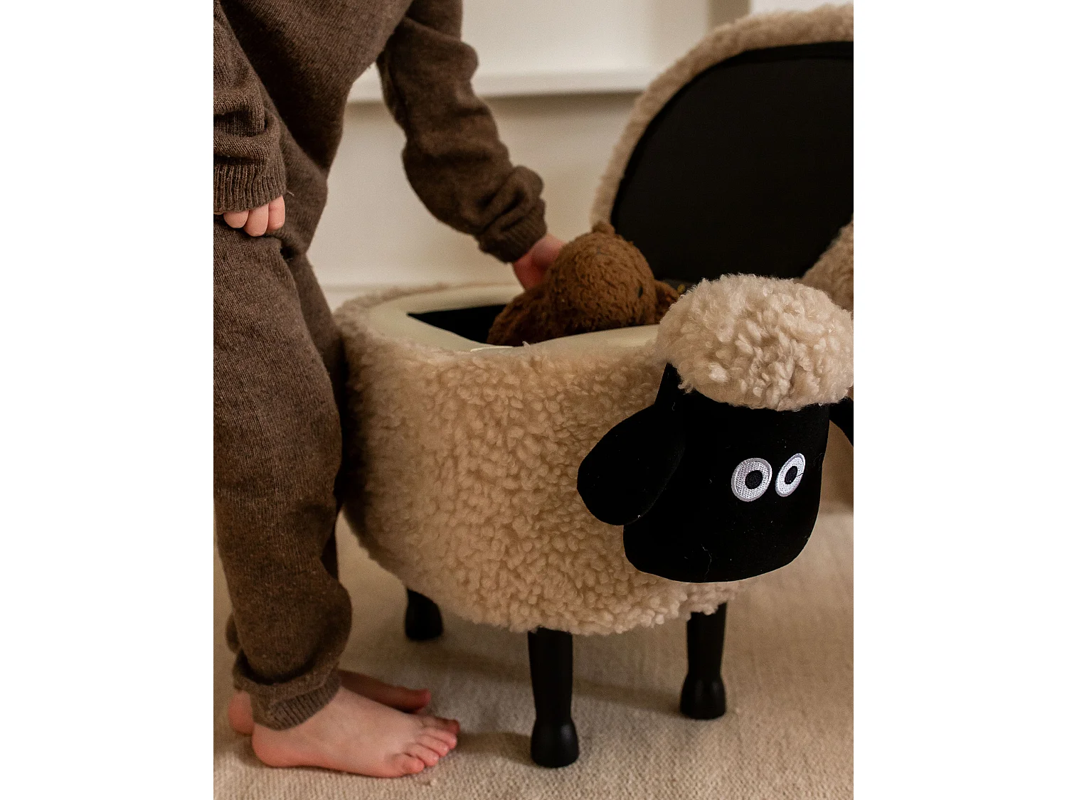 Pufa zwierzak ze schowkiem beżowa SHEEP