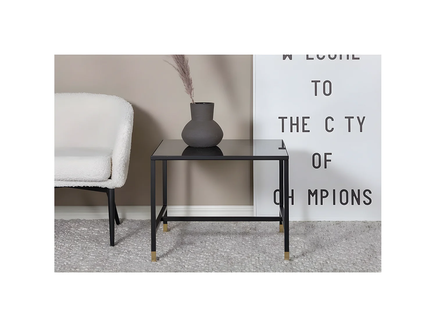 Dipp  bijzettafel 60x60 cm glas zwart marmor decor.