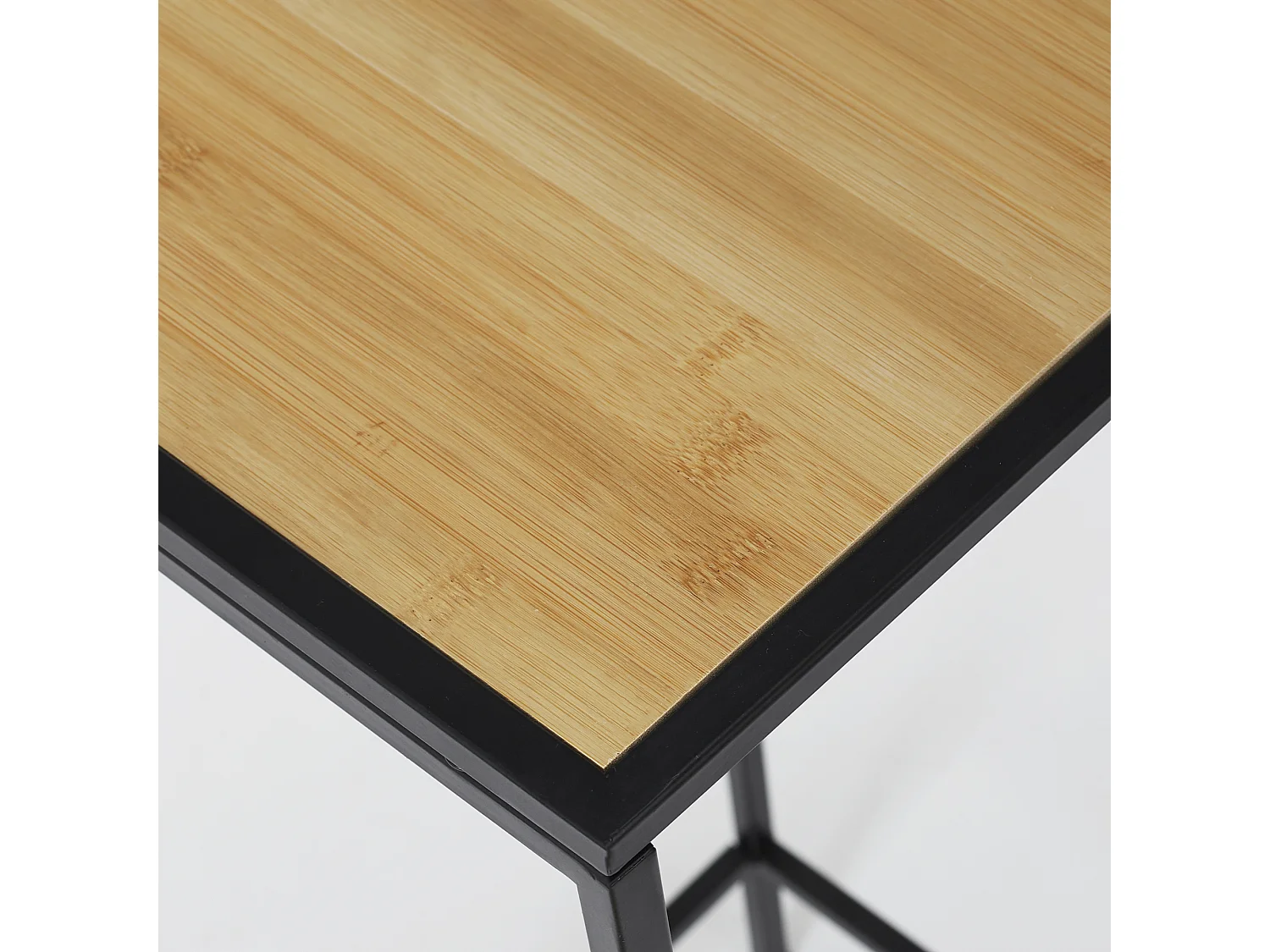 Unidad de arnés de metal y bambú