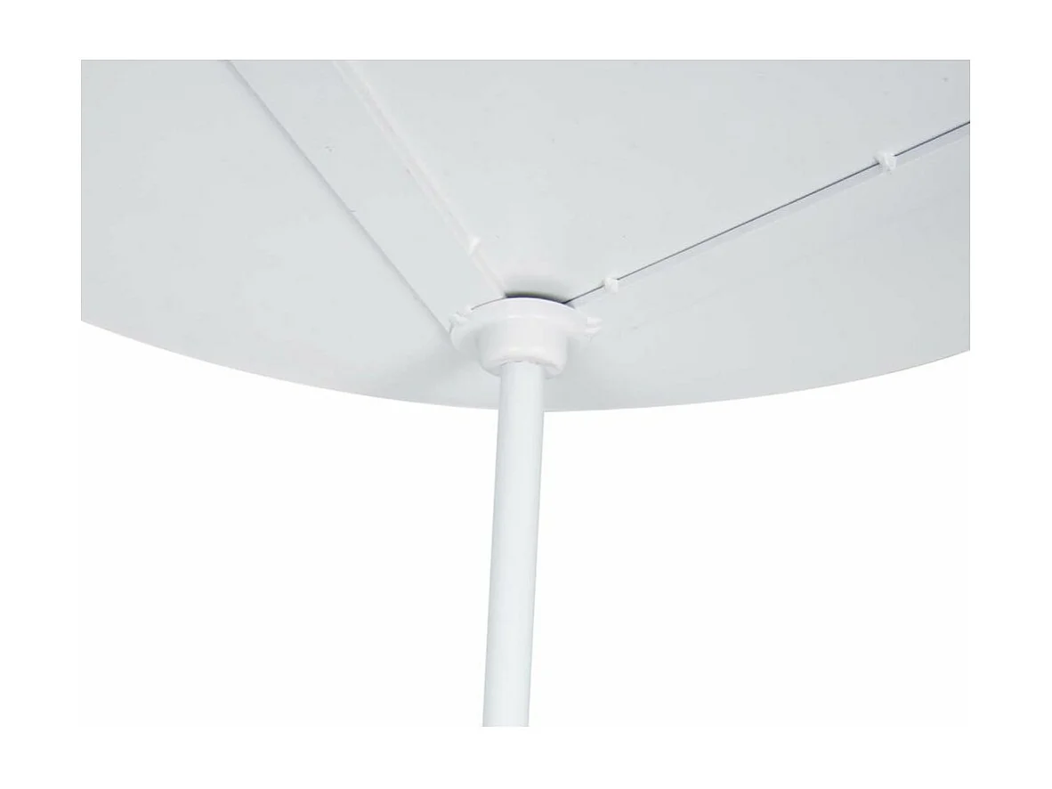 Table basse en métal imitation marbre Ovoid 58 x 51 cm