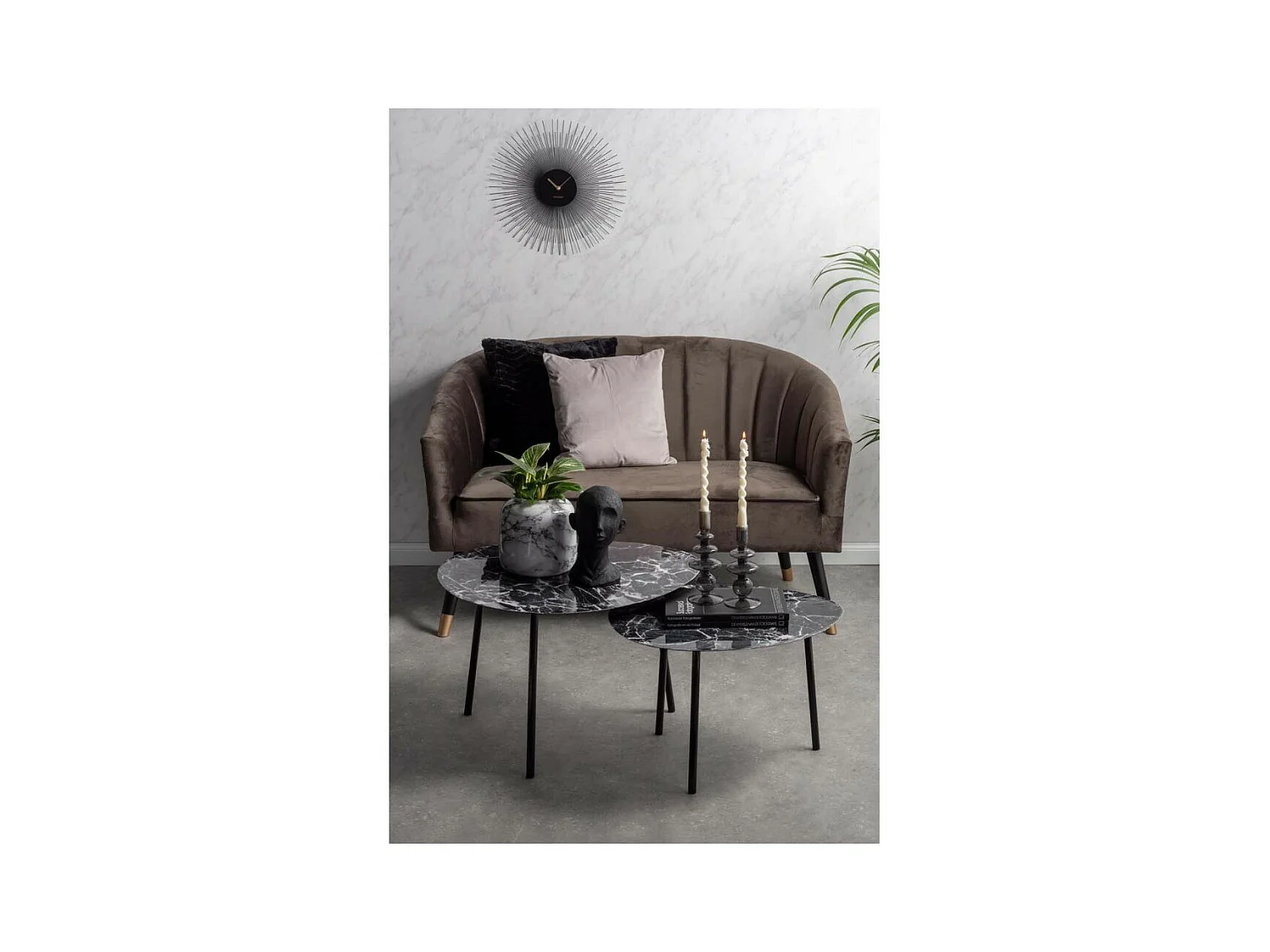 Couchtisch aus Metall in Marmoroptik Ovoid 58 x 51 cm