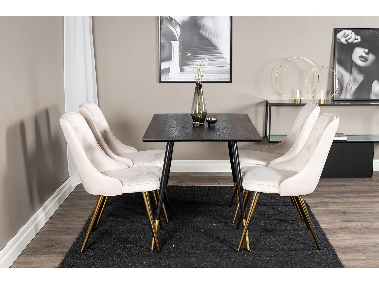 Dipp eetkamertafel 85x120cm zwart.