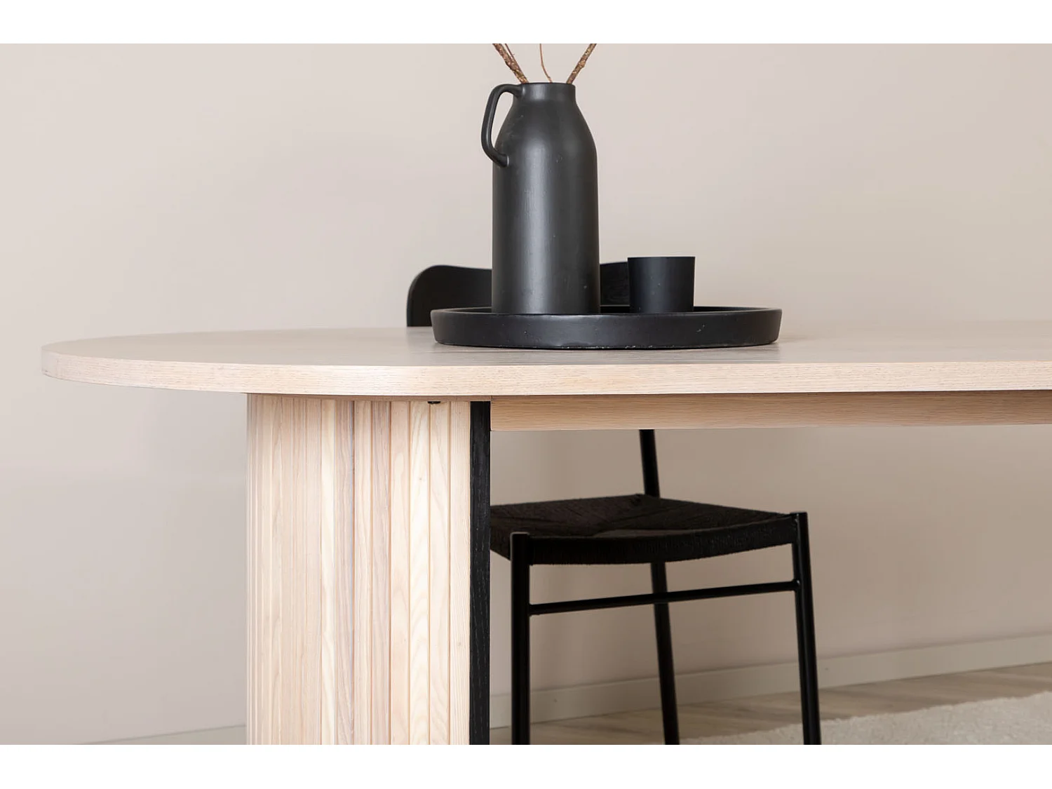 Bianca eetkamertafel 90x200cm eik fineer.