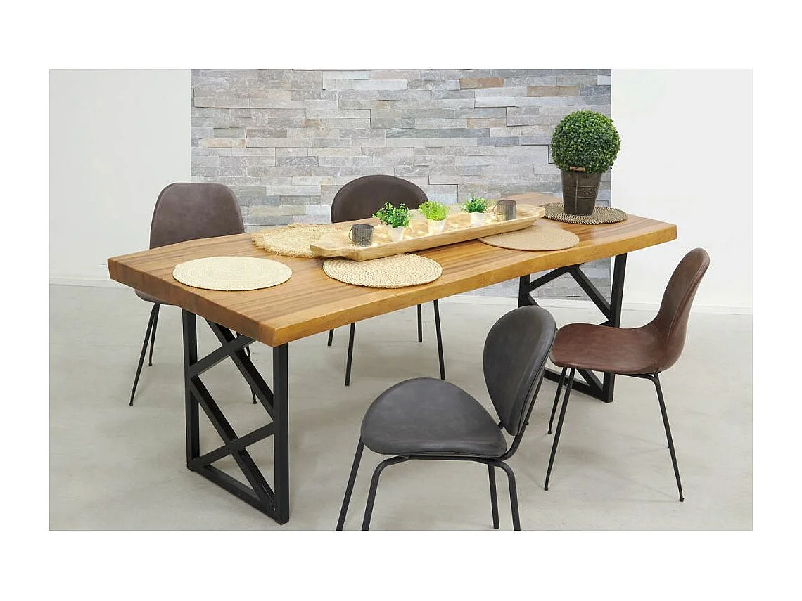 Table en bois de suar patiné