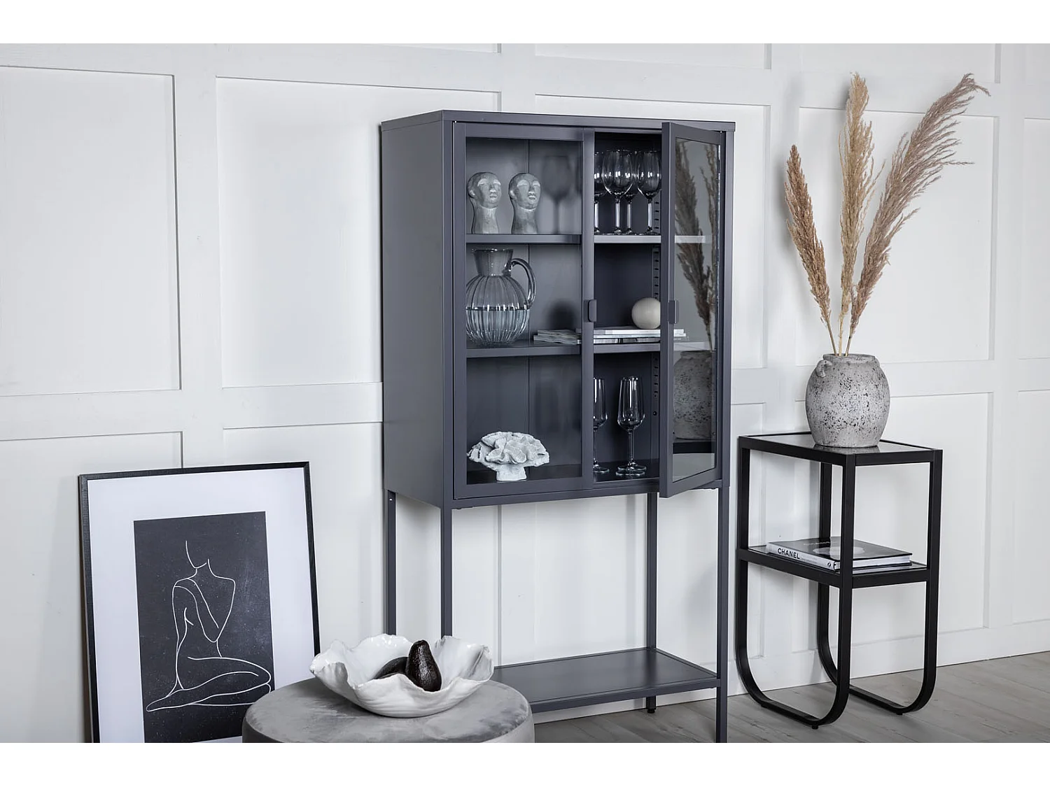 Misha Armoire vitrine 2 portes, 4 tablettes de rangement, gris.