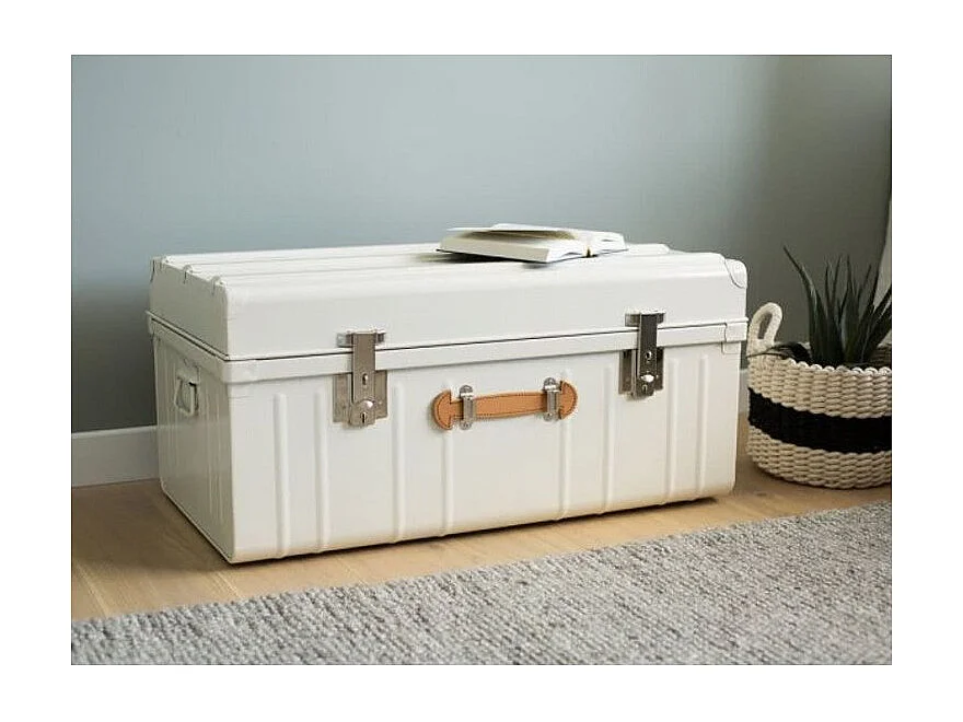 Malle métallique crème avec poignée simili cuir L90xH43xP50