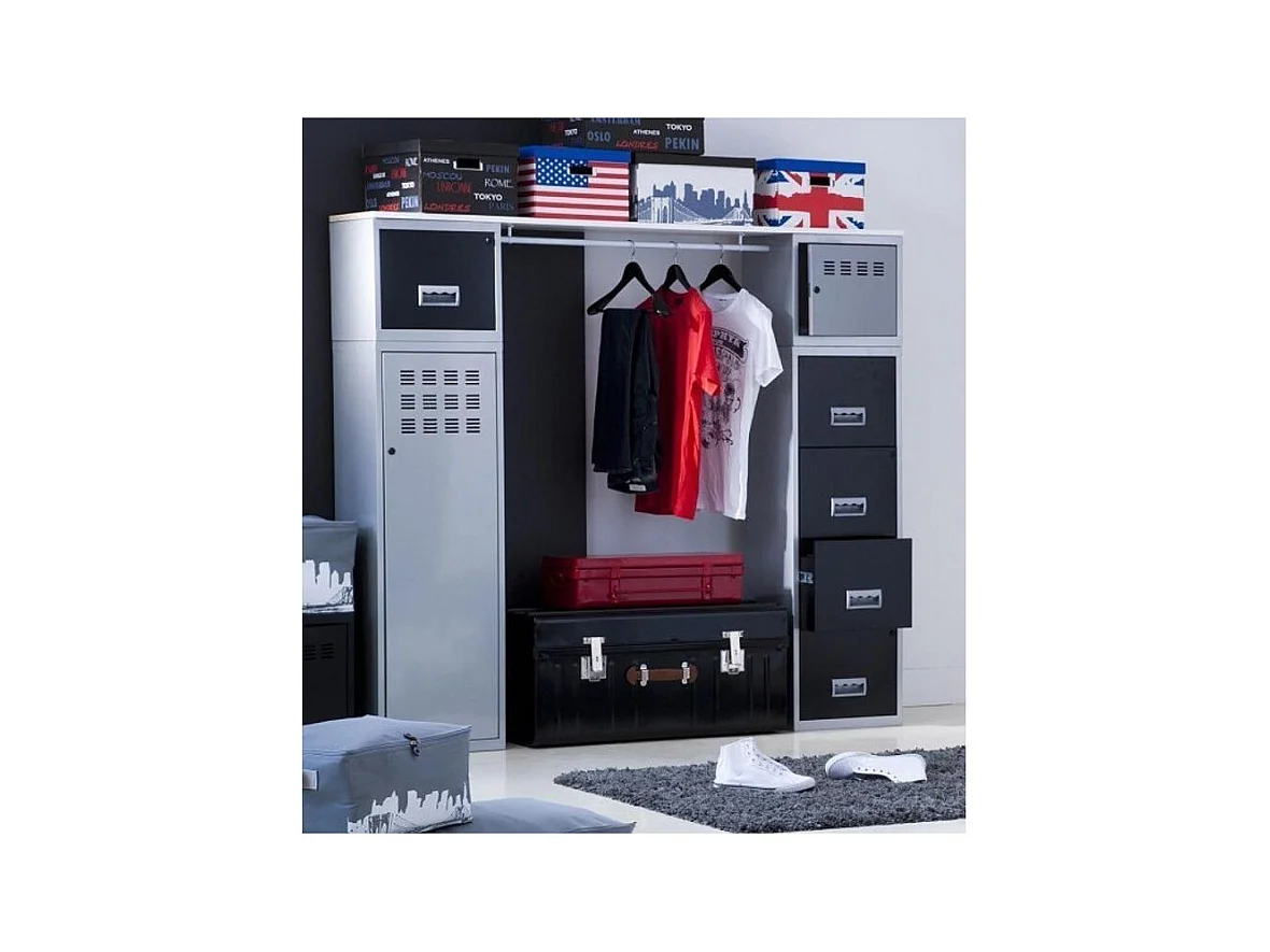 Malle métallique noire avec poignée simili cuir L90xH43xP50