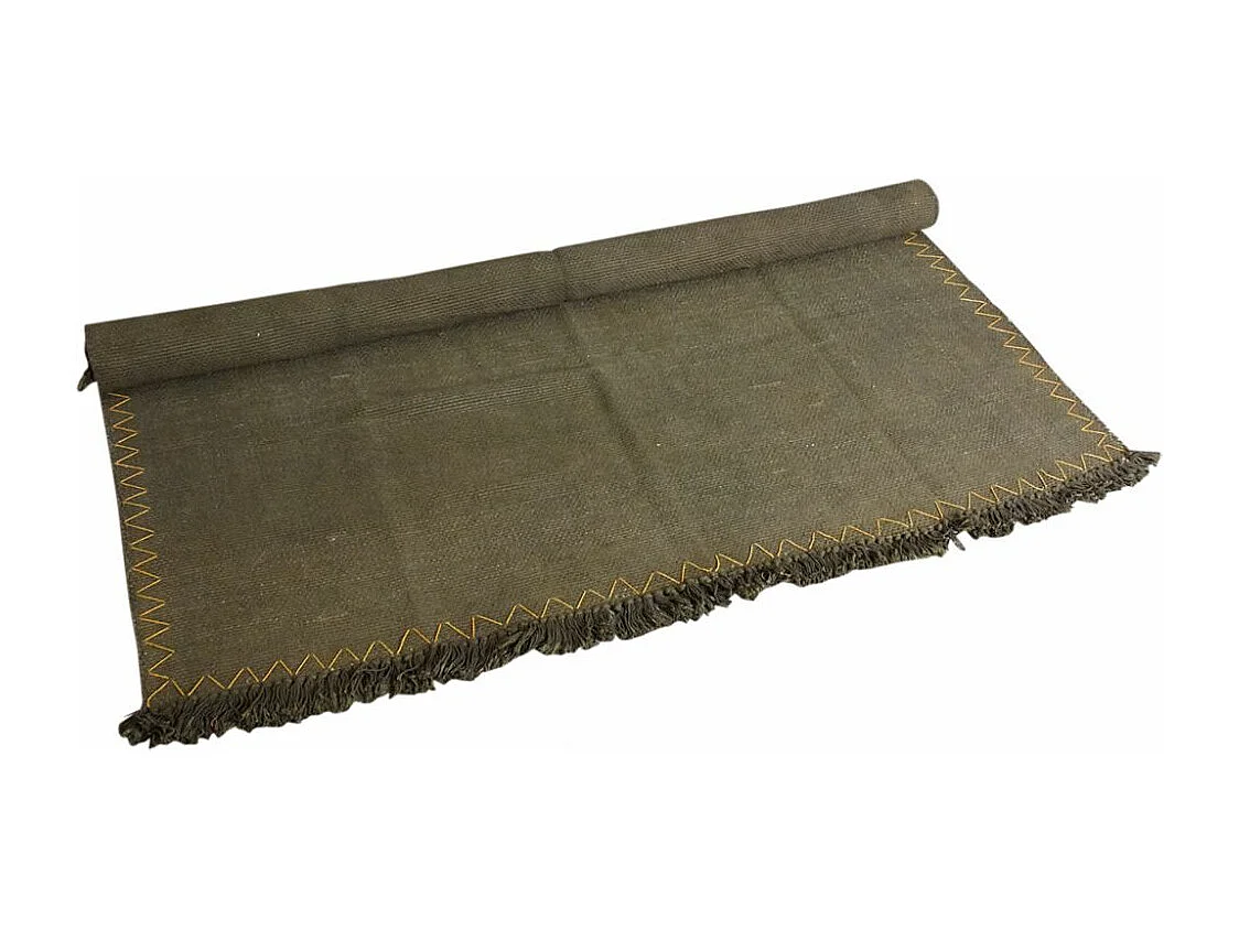 Tapis en coton à franges