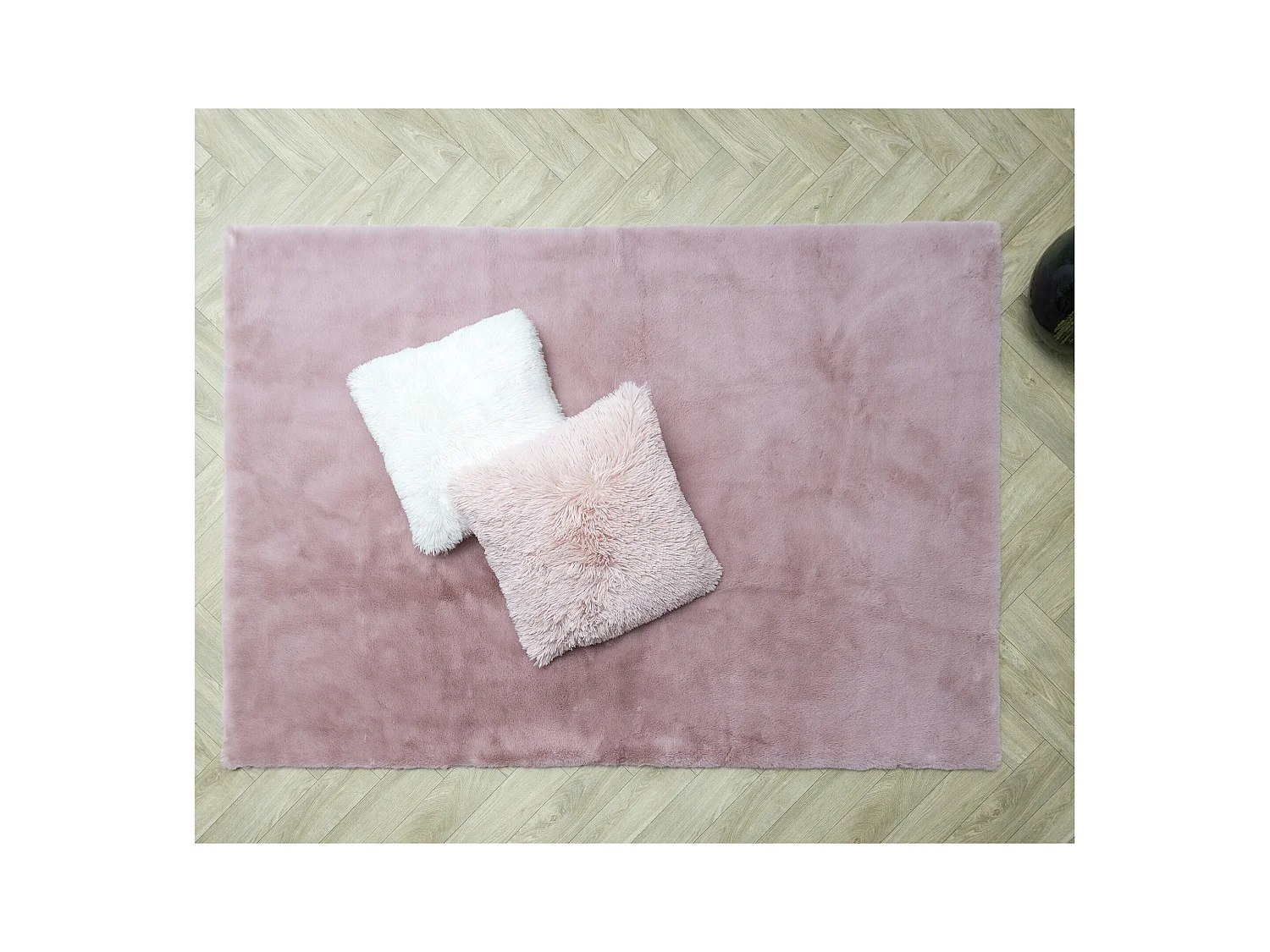 Tapis Imitation Fourrure Fin Rose 120x170cm Rose