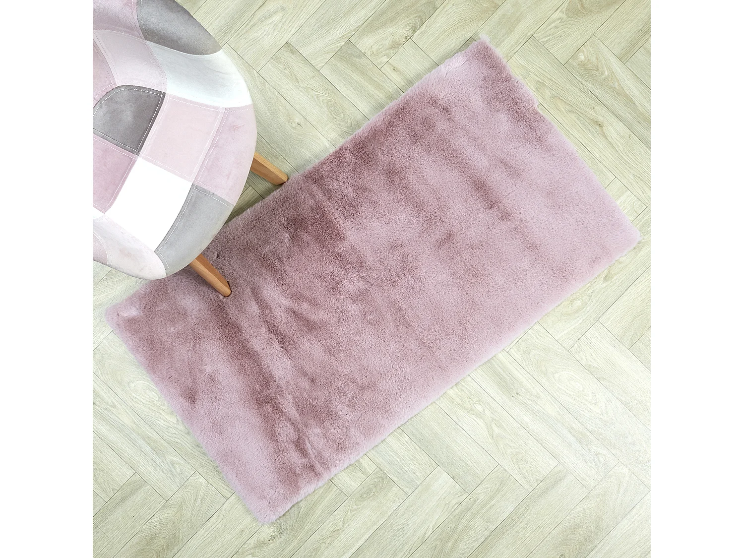 Tapis Imitation Fourrure Fin Rose 110x60cm Rose