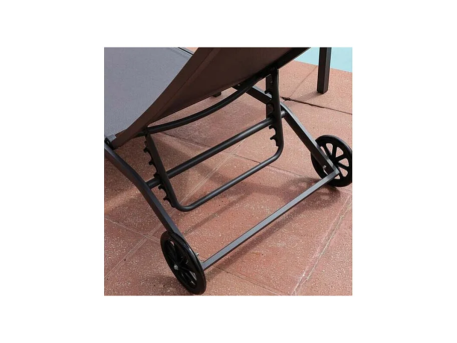 Bain de soleil en aluminium Celio