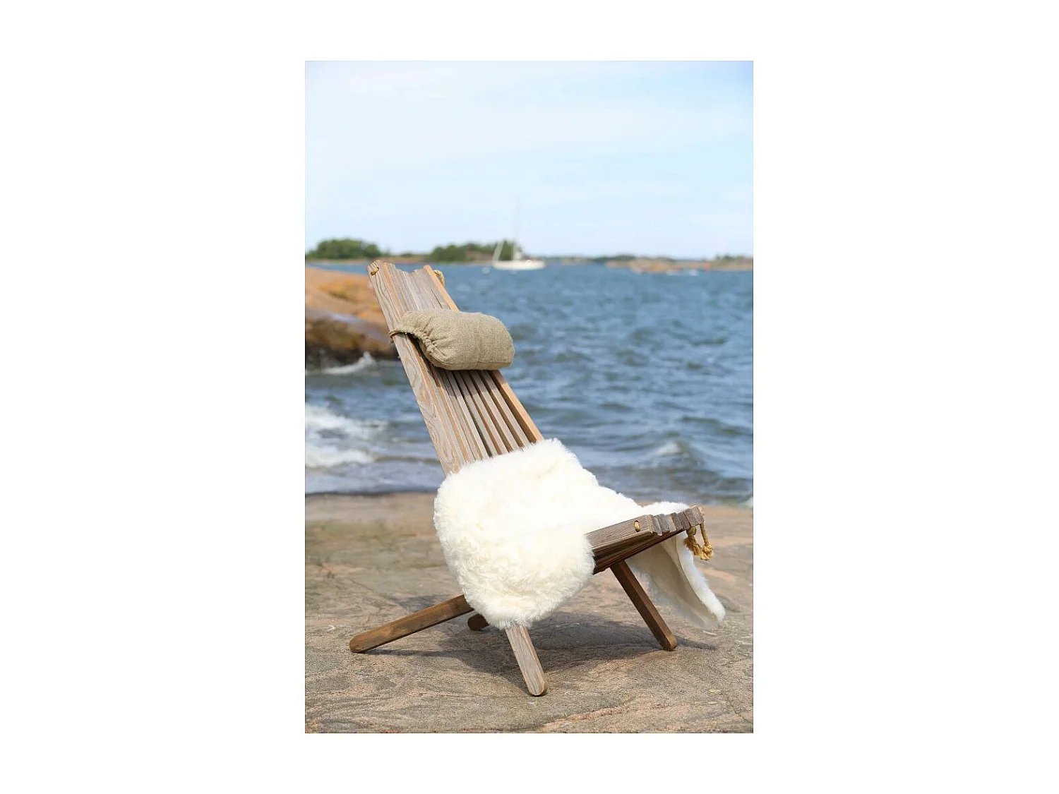 Liegestuhl aus Holz (Lärche) "EcoChair" (Kissen geschenkt)