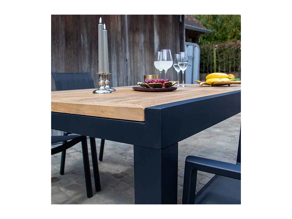 Ensemble BALITECK 6/10p en aluminium noir, plateau en Teck avec 6 fauteuils