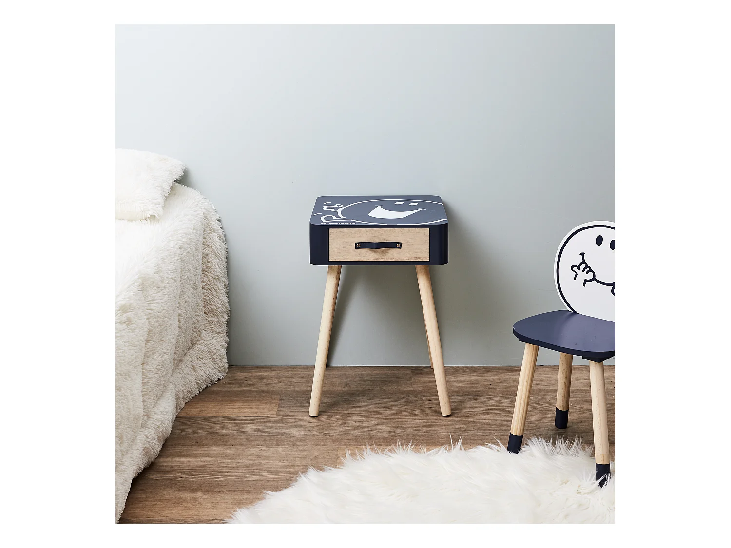 Table De Chevet Monsieur Heureux