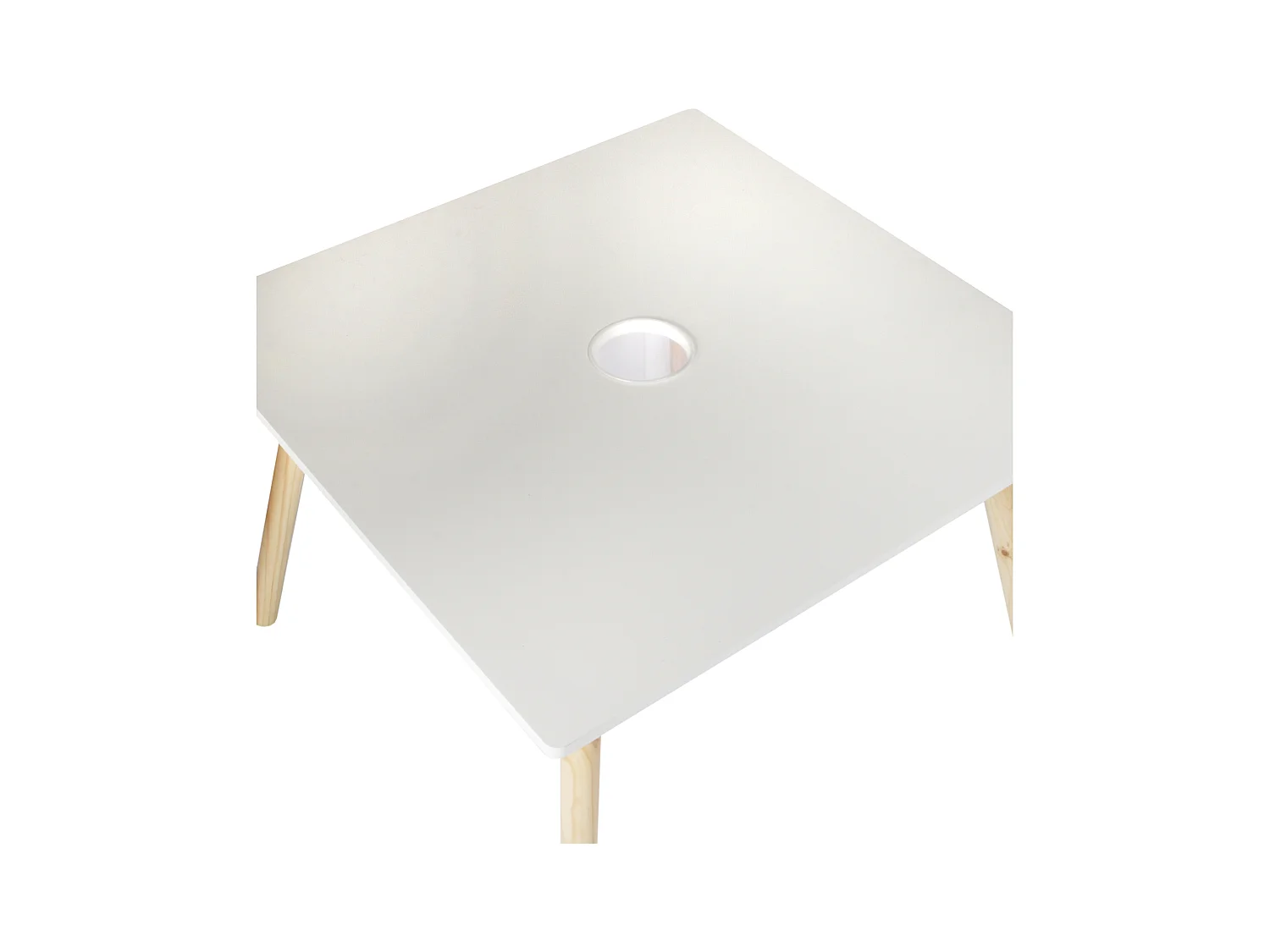 Table Avec Pot A Crayons Gribouille