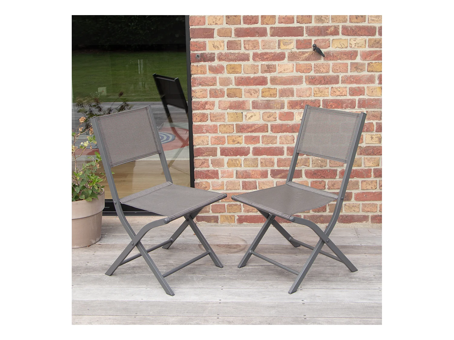 Chaises pliantes Modulo en aluminum et textilène grise