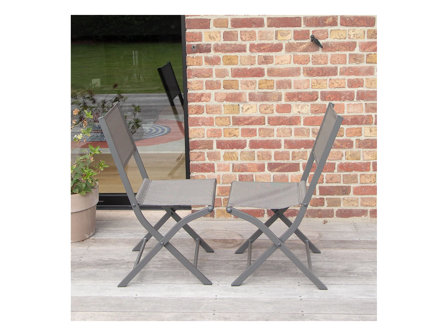 Chaises pliantes Modulo en aluminum et textilène grise