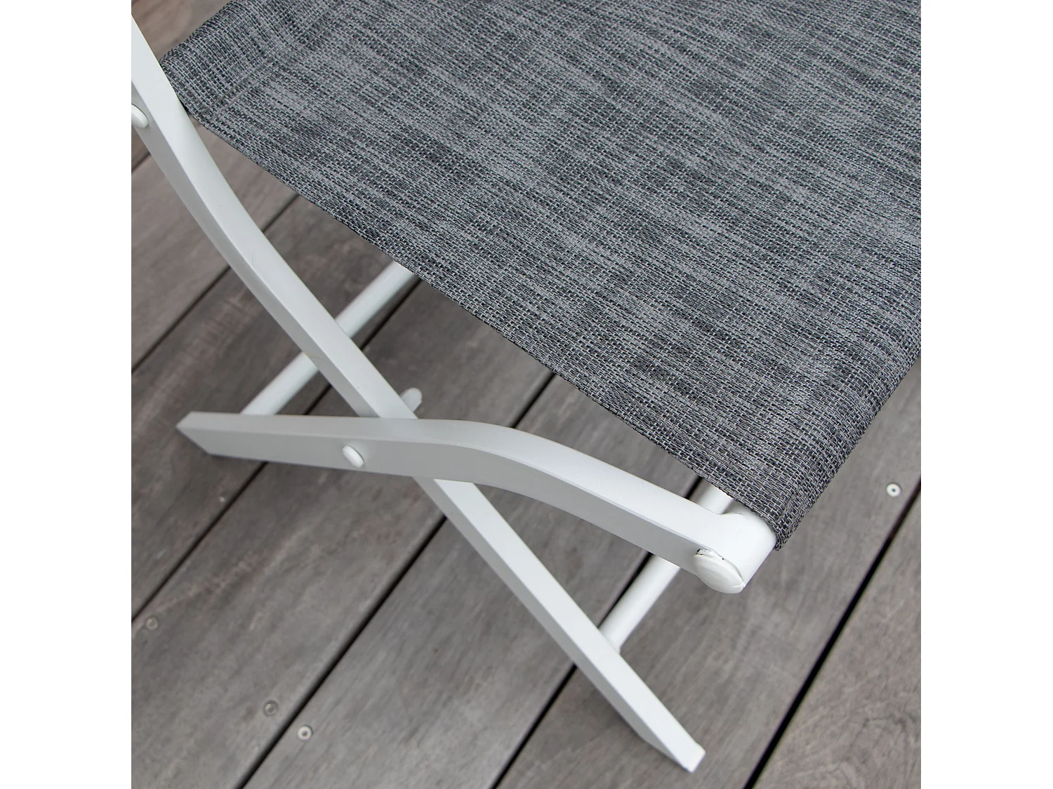 Lot de 2 chaises pliantes Modulo aluminium blanche, assise en textilène gris chiné