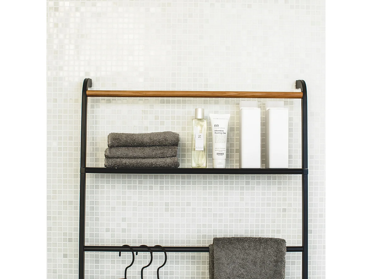 Toallero con estante en forma de torre