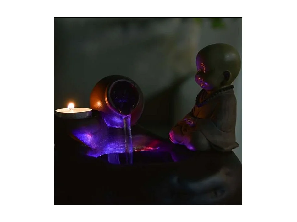 Fuente de interior de resina Buda Medina