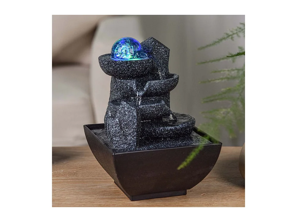 Fuente moderna de resina Lopo