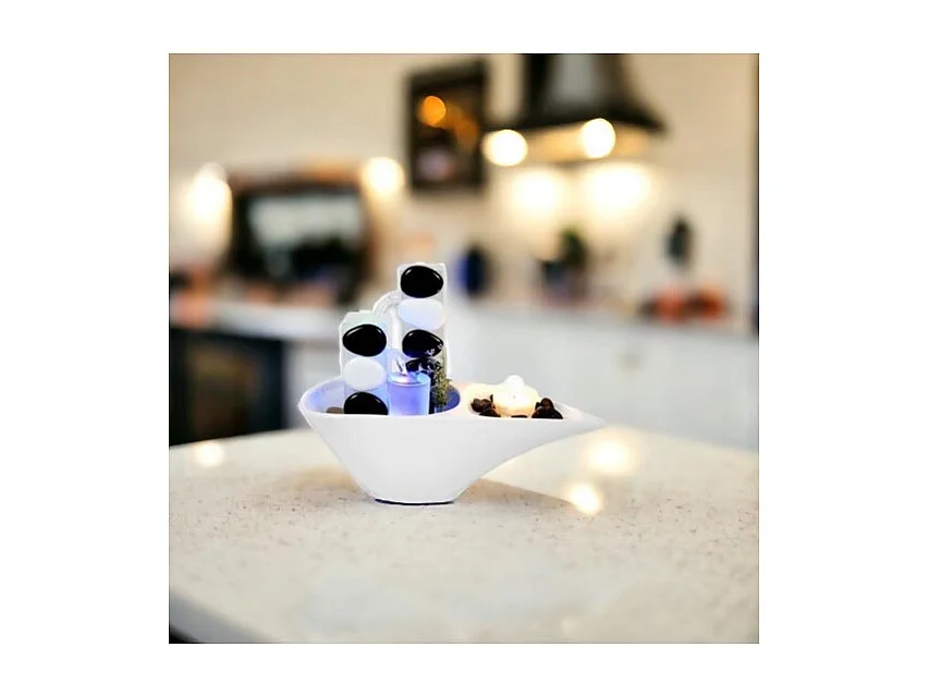 Fontaine d'intérieur Piro avec éclairage LED multicolore