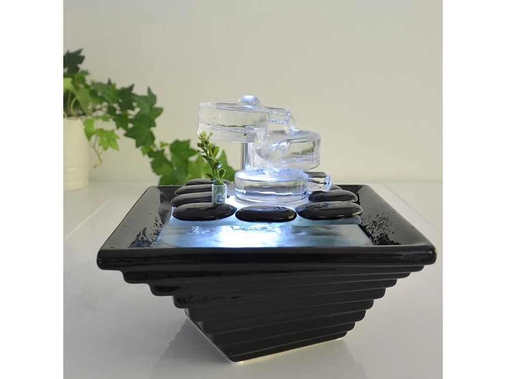 Innen-Brunnen Wasserfall Himalaya