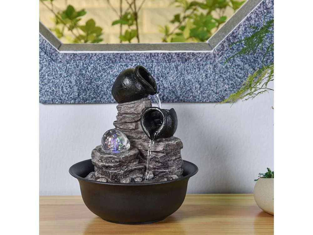 Fuente de resina Naturaleza verso